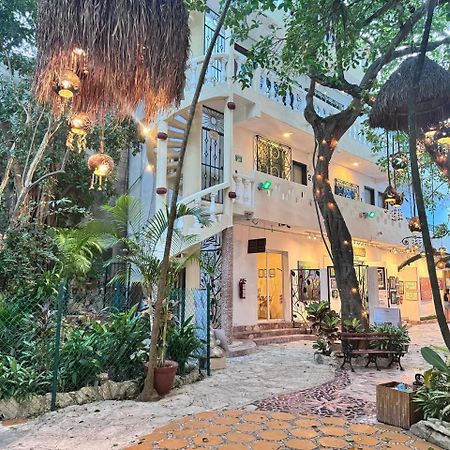 Hotel Ha Garden Gallery - 5Th Avenue Плая-дель-Кармен Экстерьер фото